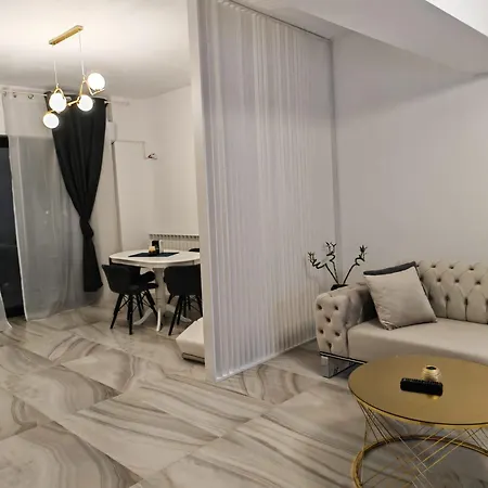 Apartman White *
